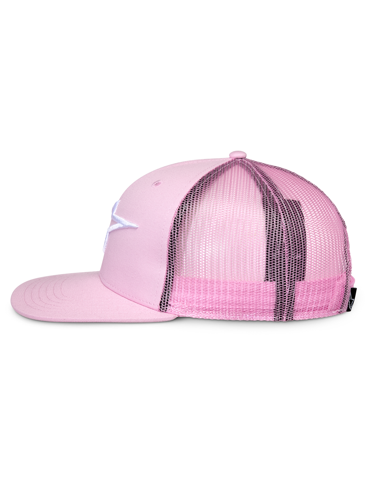 Alpinestars Corp Trucker kasket, pink, sideprofil, flad skygge og struktureret krone, hvidt broderet logo på twill-front, pink mesh-bagside, justerbart snapback-design, afslappet sportstøj