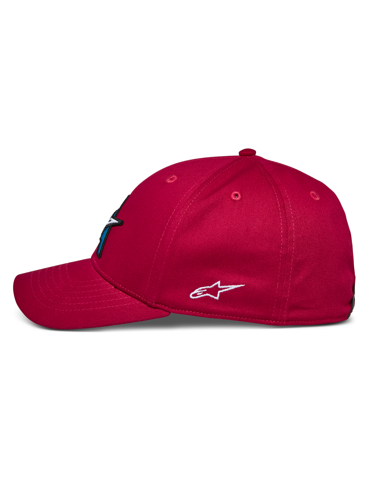 Alpinestars Elemental kasket, rød, set fra siden, buet skygge og struktureret krone, hvidt broderet Alpinestars-logo på siden, casual motorsports-inspireret hovedbeklædning