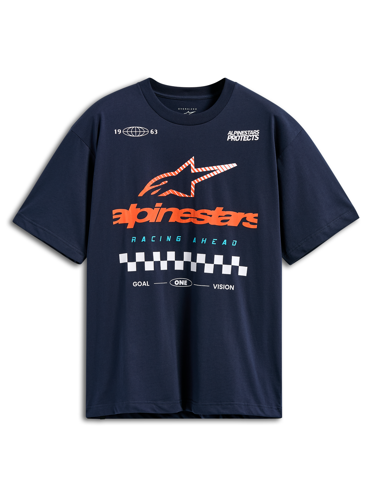 Alpinestars Aplomb Oversized CSF Tee, kortærmet T-shirt, navyblå, stort orange Alpinestars-logo med stribet stjerne og ternet flag-detalje, afslappet motorsport-streetwear