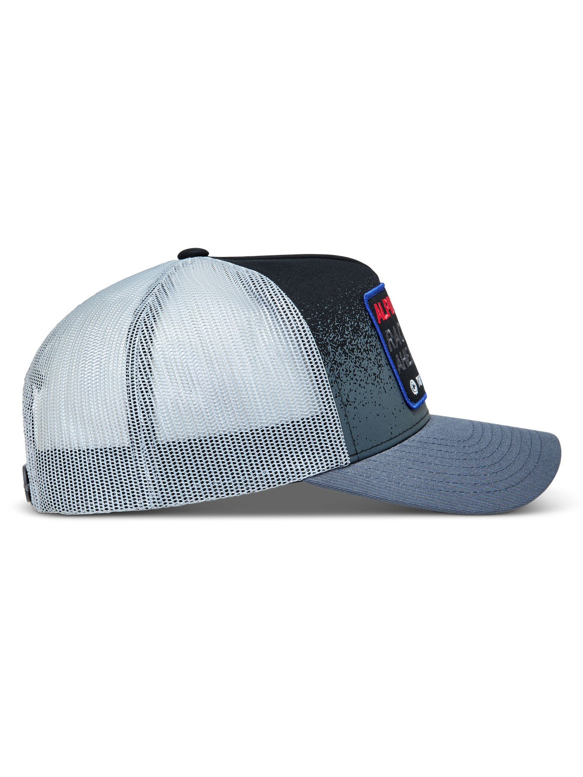 Alpinestars Gravel Trucker cap, mørkegrå og sort lifestyle kasket med hvidt meshbagstykke og buet skygge i sideprofil.