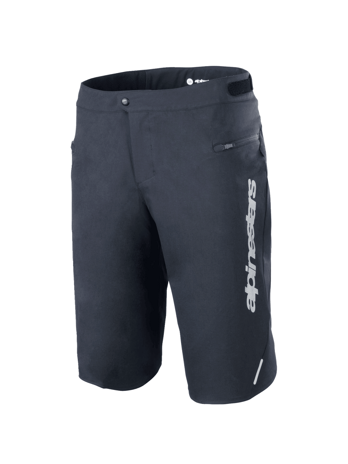 Alpinestars A-Dura Elite Shorts, mountainbike-shorts, sorte, med et lodret hvidt Alpinestars-logo på venstre ben, sidelomme med lynlås, trykknapslukning foran med velcro-justering i taljen, refleksdetalje, slidstærkt 4-vejs stræk Cordura-stof til terrænkørsel