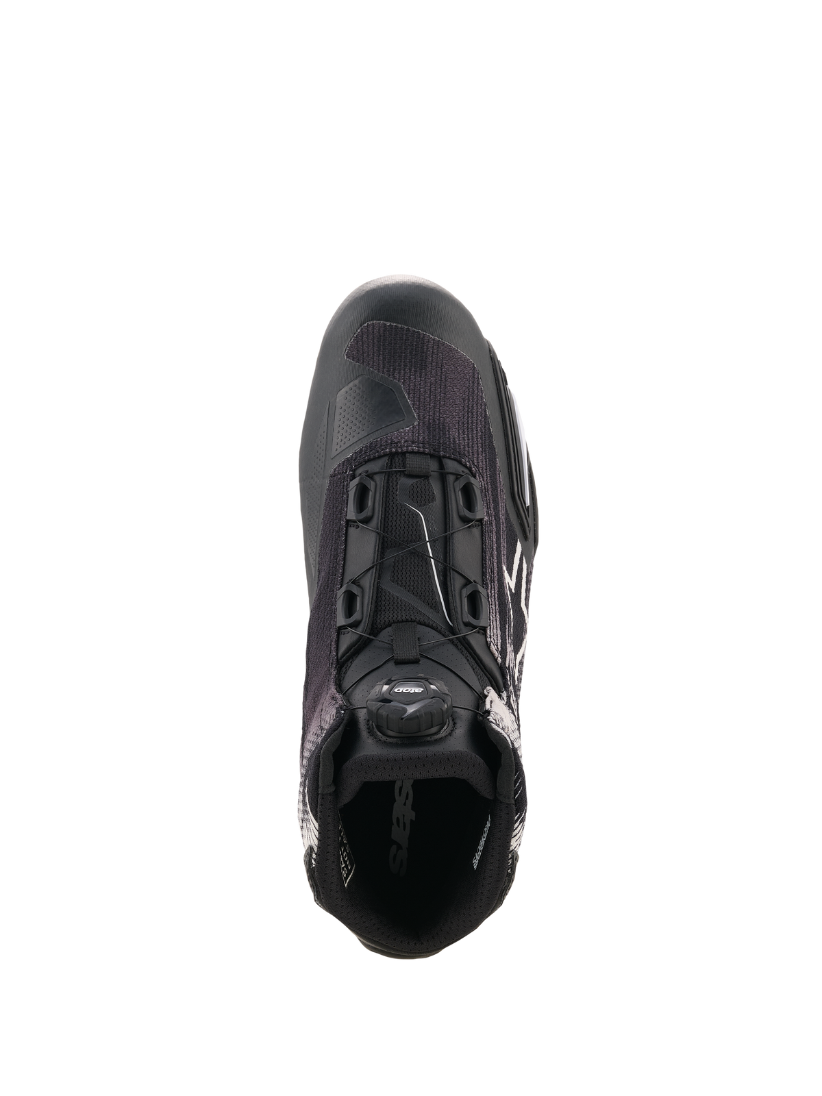 Alpinestars Celer Superair sko, sort og hvid motorcykelsko set oppefra, med integreret Rotor Closure System, åndbar tekstiloverdel og sportsinspireret design til ydeevne i varmt vejr.