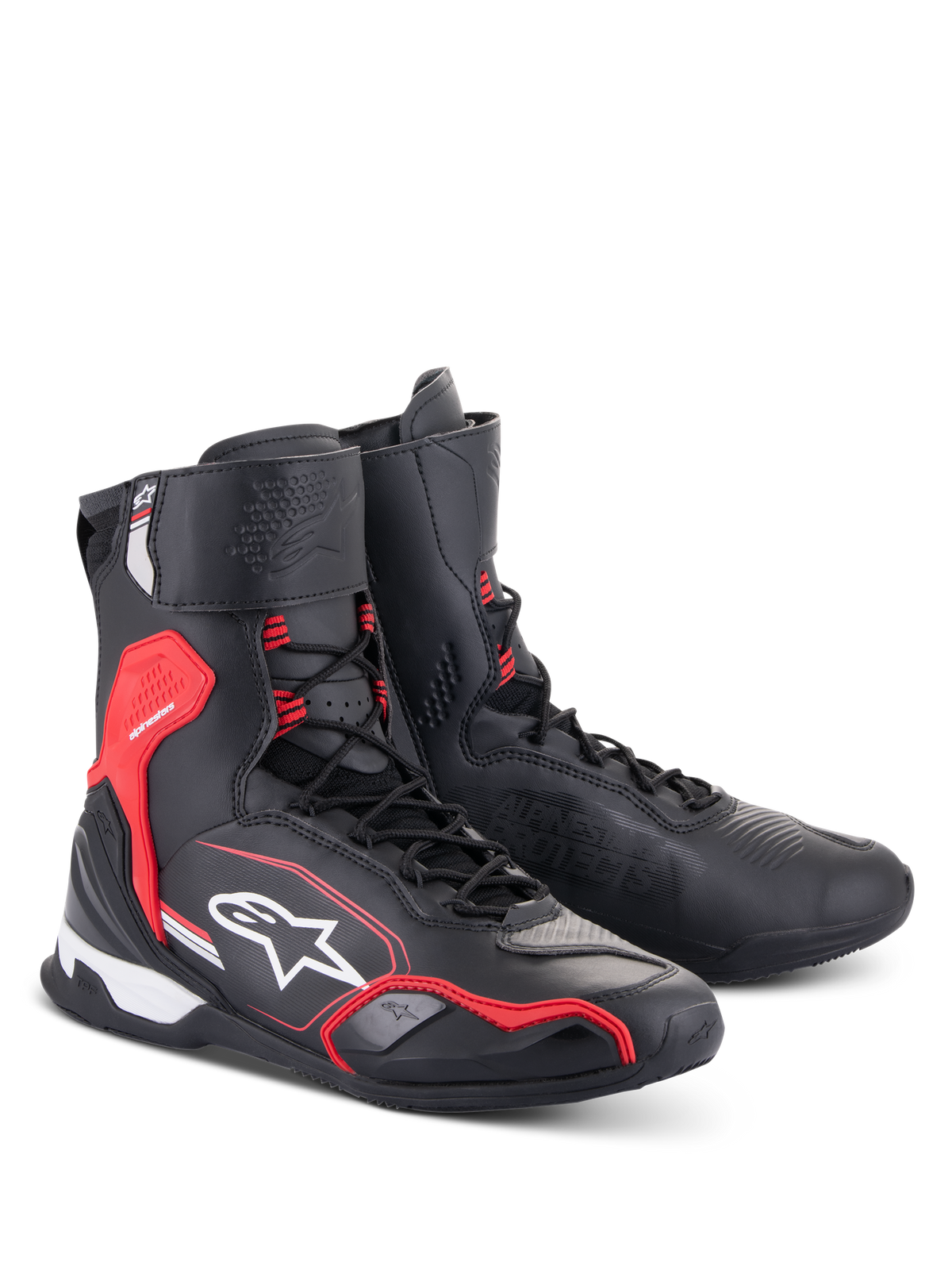 Alpinestars Superfaster sko, motorcykel køresko, sort, klar rød og hvid, high-top design med hastighedssnøresystem, forstærket ankel- og hælbeskyttelse, med Alpinestars-branding og teknisk mikrofiberkonstruktion