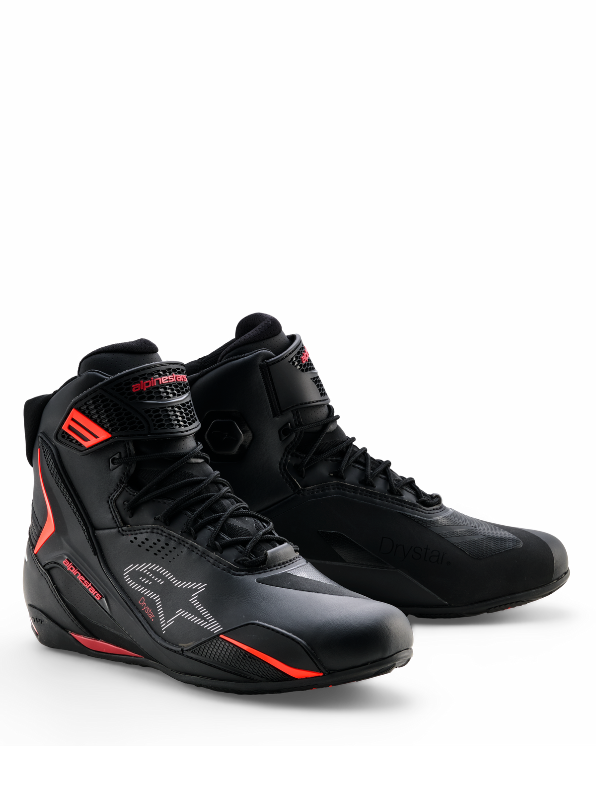 Alpinestars Faster-4 Drystar® Sko, motorcykelkøresko, sort med Rio Red og Red Fluo detaljer, snøredesign med vandtæt overdel i mikrofiber, strømlinet atletisk profil til vej- og sportskørsel