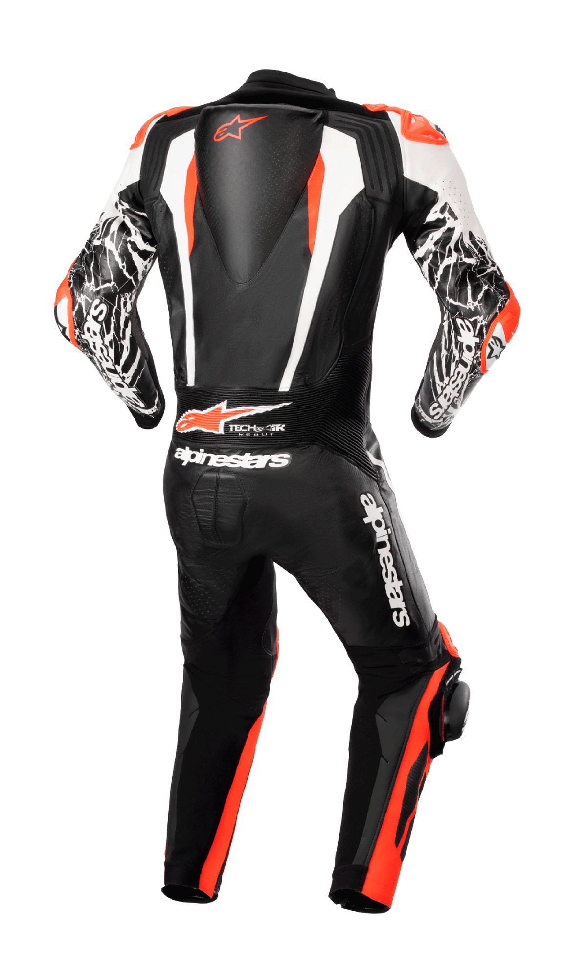 Alpinestars Racing Absolute V2 læderdragt i ét stykke, set bagfra, sort, hvid og fluorød, med aerodynamisk rygbule med logo, Tech-Air Ready-branding og hvide marmormønstrede detaljer på ærmerne, professionelt motorcykeludstyr til banekørsel