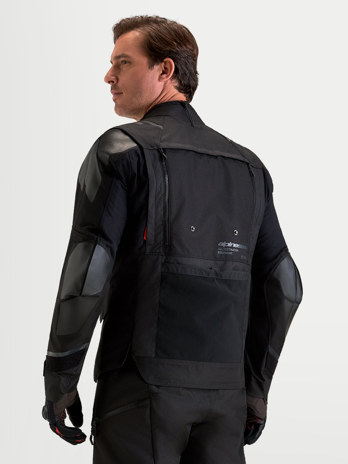 Alpinestars Harok V 2 Drystar jakke, sort herre-motorcykeljakke til eventyr og touring, bagfra med modulære ventilationspaneler og beskyttende konstruktion