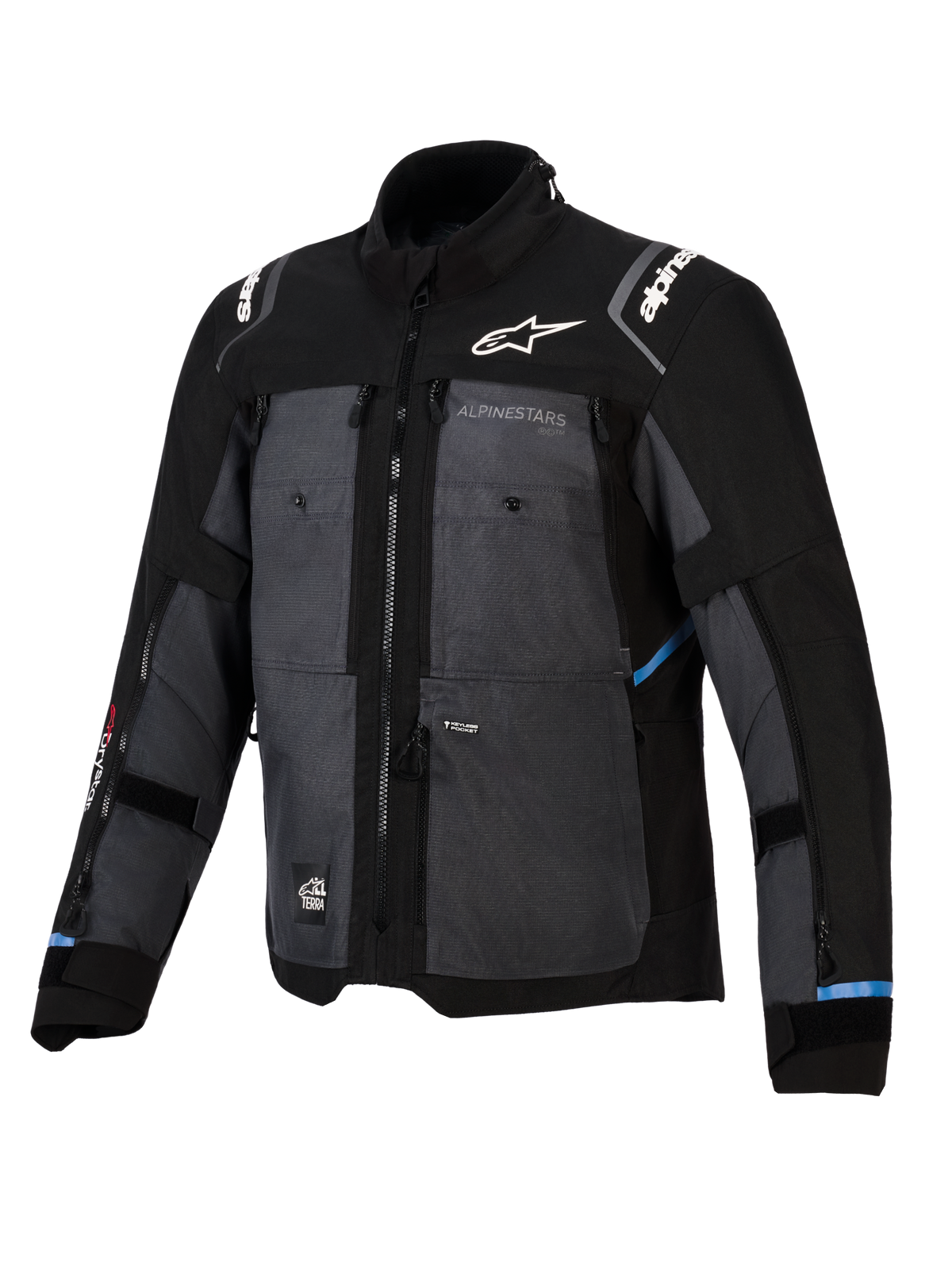 Alpinestars Cusco Drystar® jakke, adventure touring-jakke, sort og mørkegrå, med ripstop-tekstilpaneler, hvidt Alpinestars-branding på brystet og skuldrene, flere ventilationslynlåse og lyseblå detaljer.