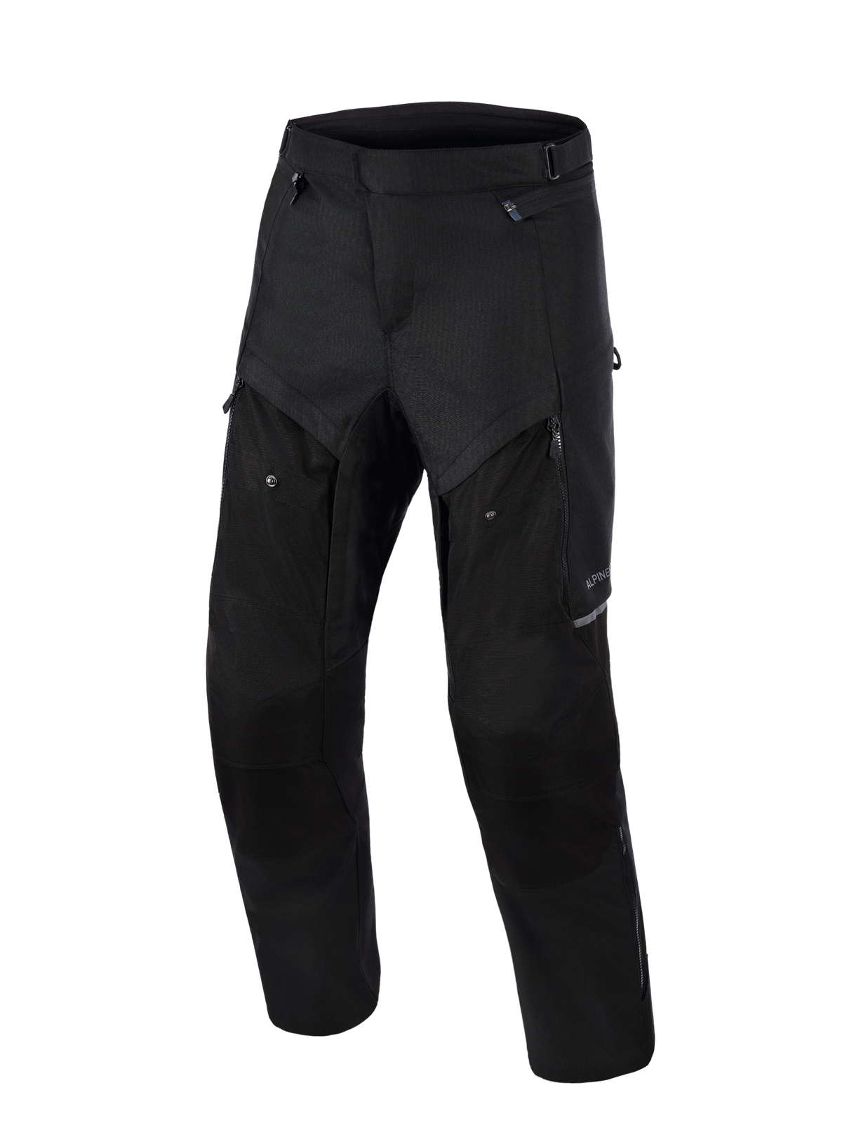 Alpinestars Cusco Drystar® bukser, adventure motorcykelbukser, sort, set forfra, med ventilationspaneler på lårene med lynlås, holdbar tekstil-ripstop-konstruktion og ergonomisk design til landevejs- og adventure touring