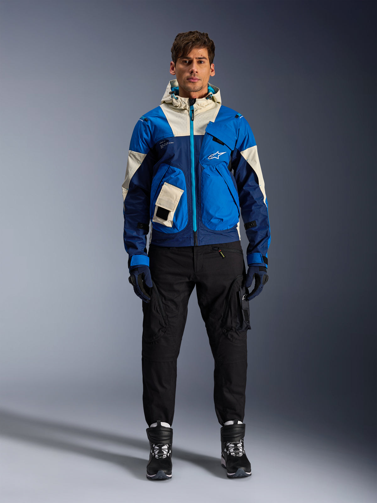 Alpinestars Mogress Air Jakke, blå urban motorcykeljakke til herrer i tekstil med hætte, CE-certificeret.