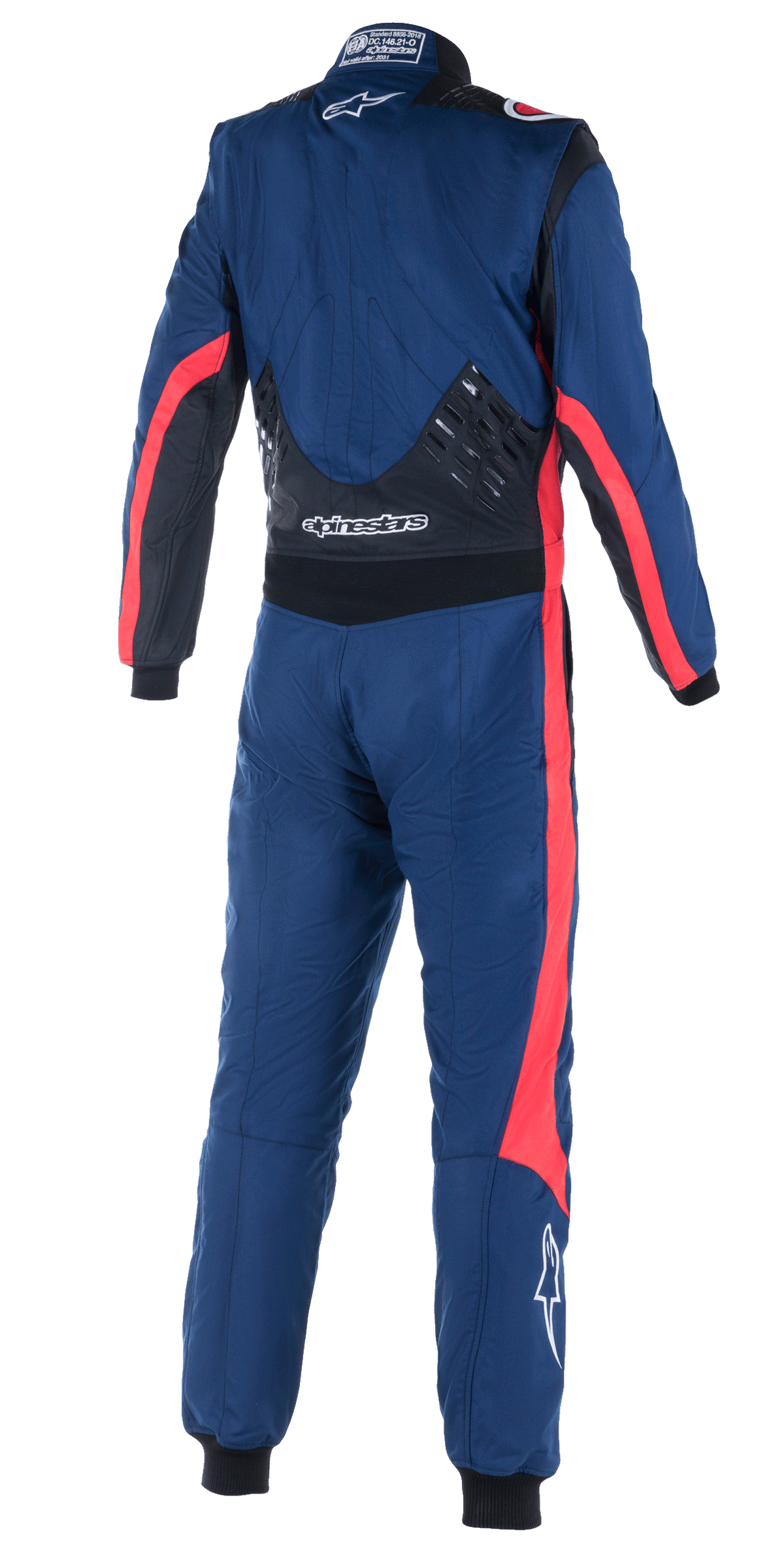 Alpinestars GP Pro Comp V2 FIA Suit, set bagfra af helkrops køredragt til bilsport, marineblå med sorte og røde detaljer, med silikonegrebspaneler på den nederste del af ryggen, røde racerstriber på ærmer og ben, og hvid Alpinestars-branding, professionelt performance-udstyr