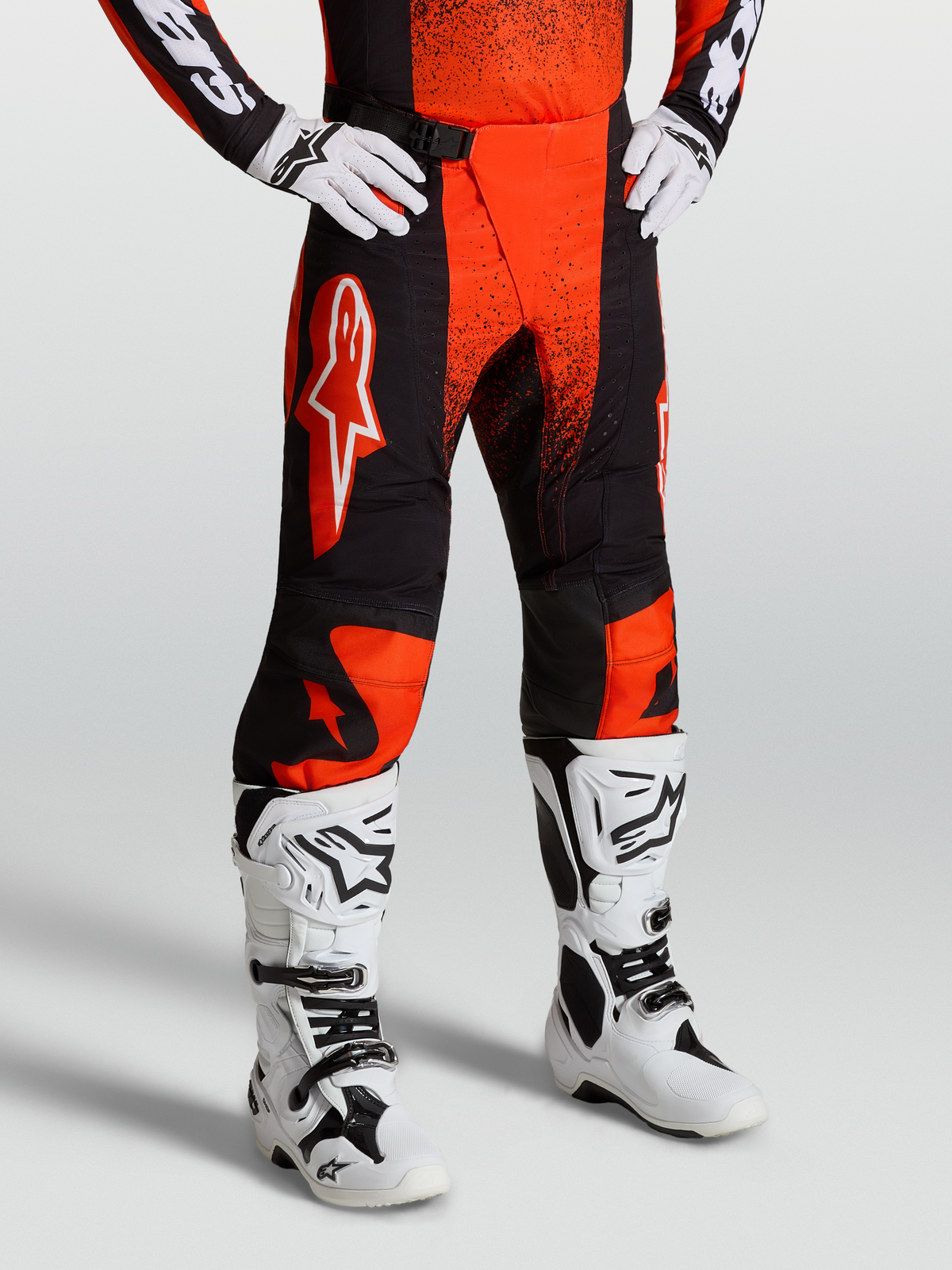Alpinestars Techstar Swan Bukser, herrebukser til motocross, rød og sort, slidstærkt ripstop-materiale