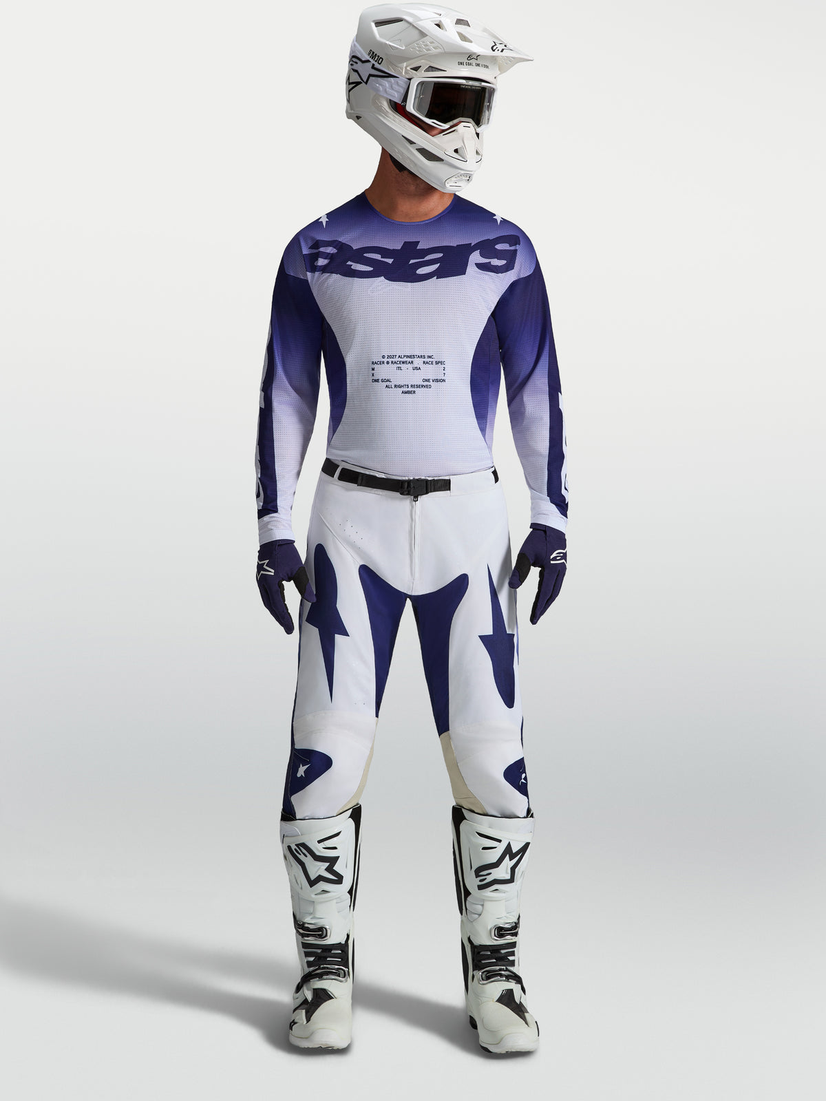 Alpinestars Racer Air Amber bukser, blå og hvidt motocross-sæt til herre med perforeret trøje og bukser i letvægtskonstruktion.