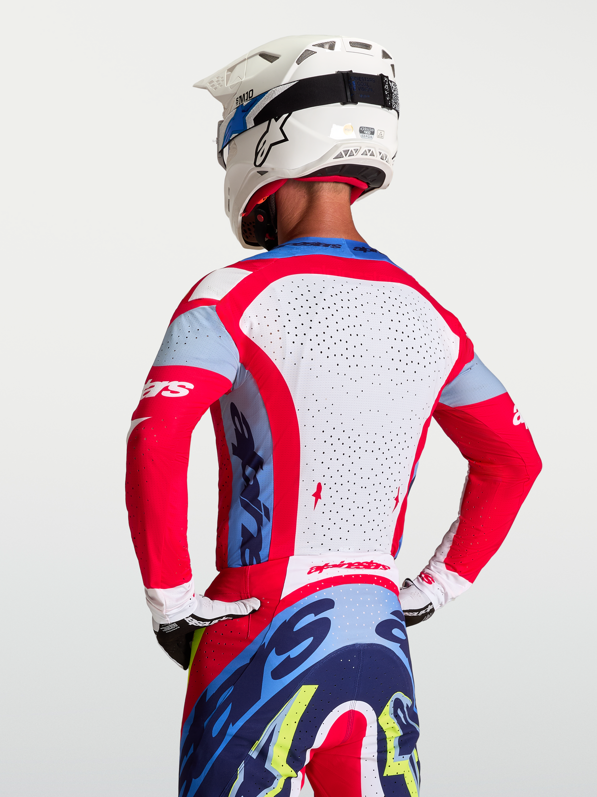 Alpinestars Supertech Dyna Jersey, Motocross Racing, Red and White, features a breathable perforated mesh back panel.