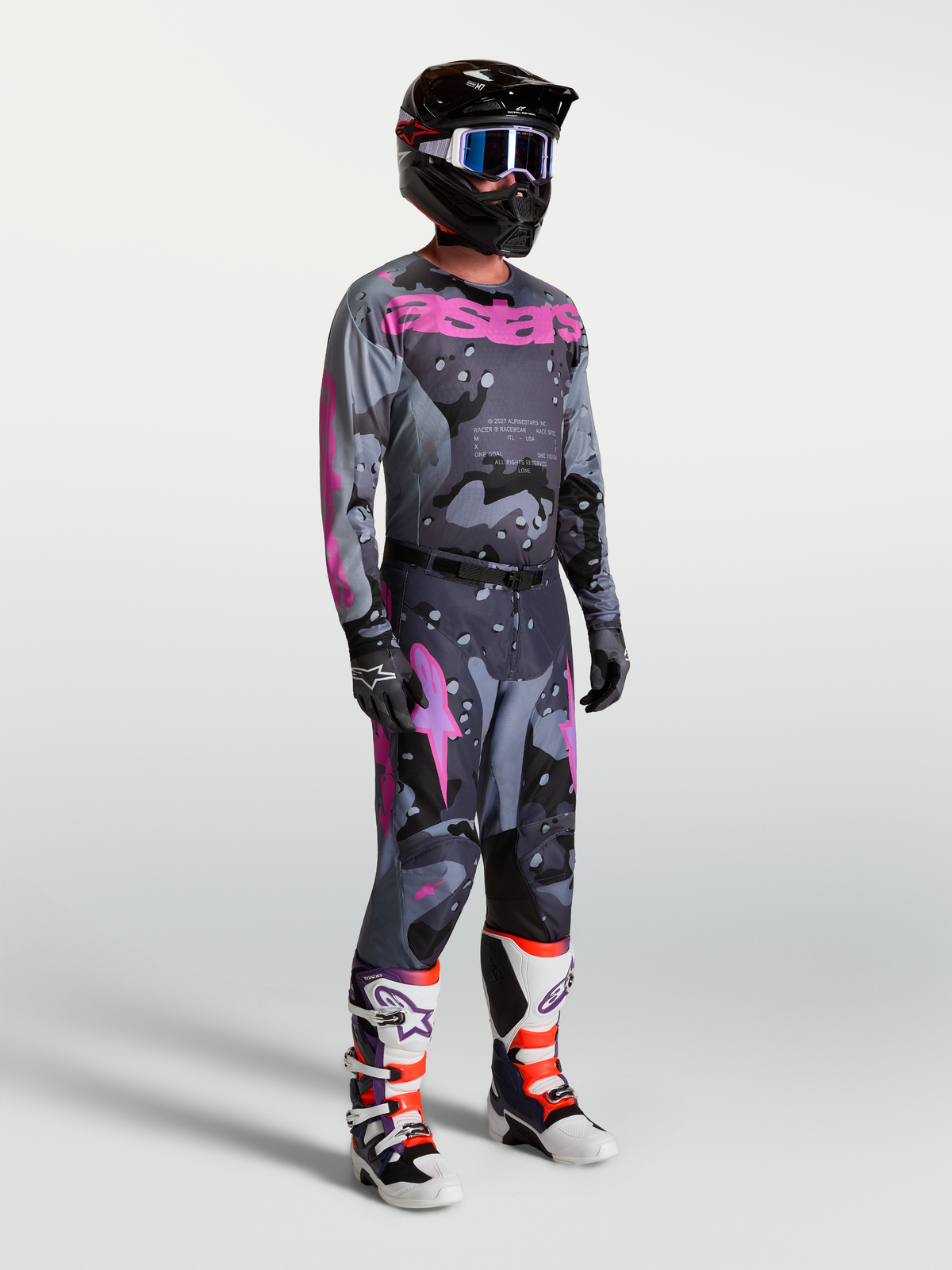 Alpinestars Racer Lone trøje og gear-sæt, herre-motocrossudstyr, grå camo og lilla, med matchende bukser og racerstøvler