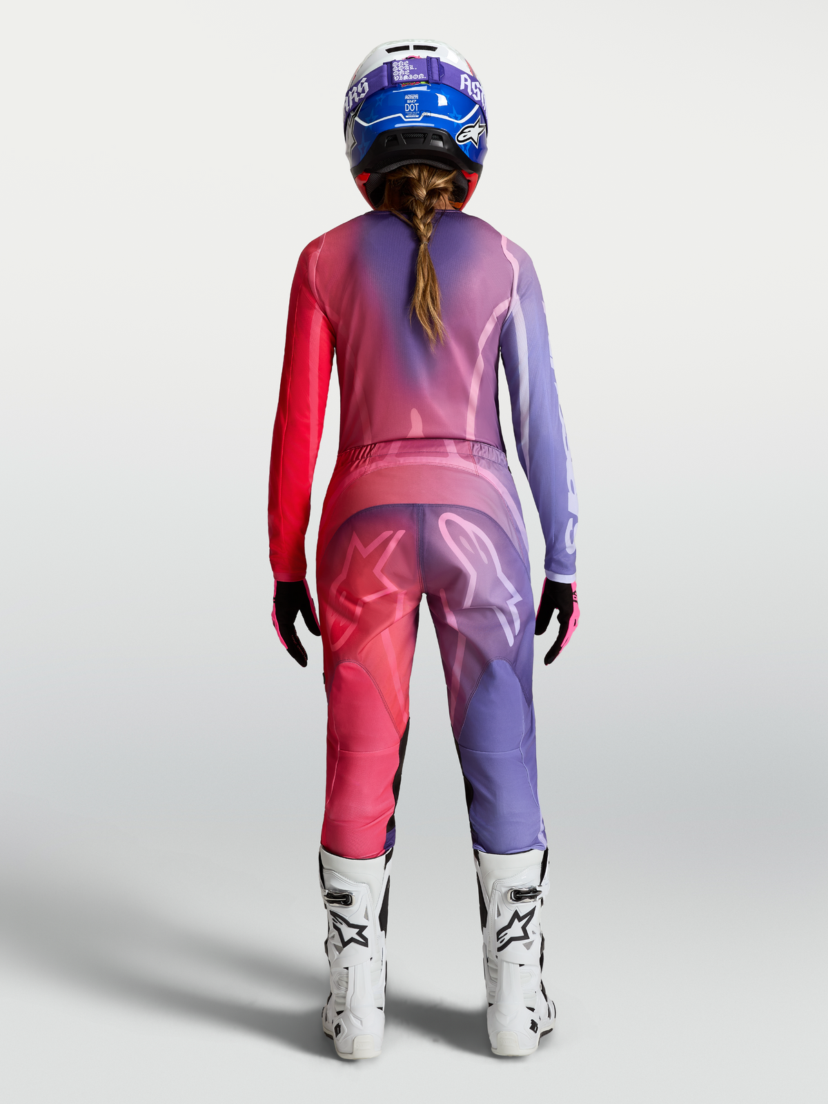 Alpinestars Stella Fluid Kepler trøje, dame-motocrosstrøje, lilla og rød, åndbart polyfabric, set bagfra på model.