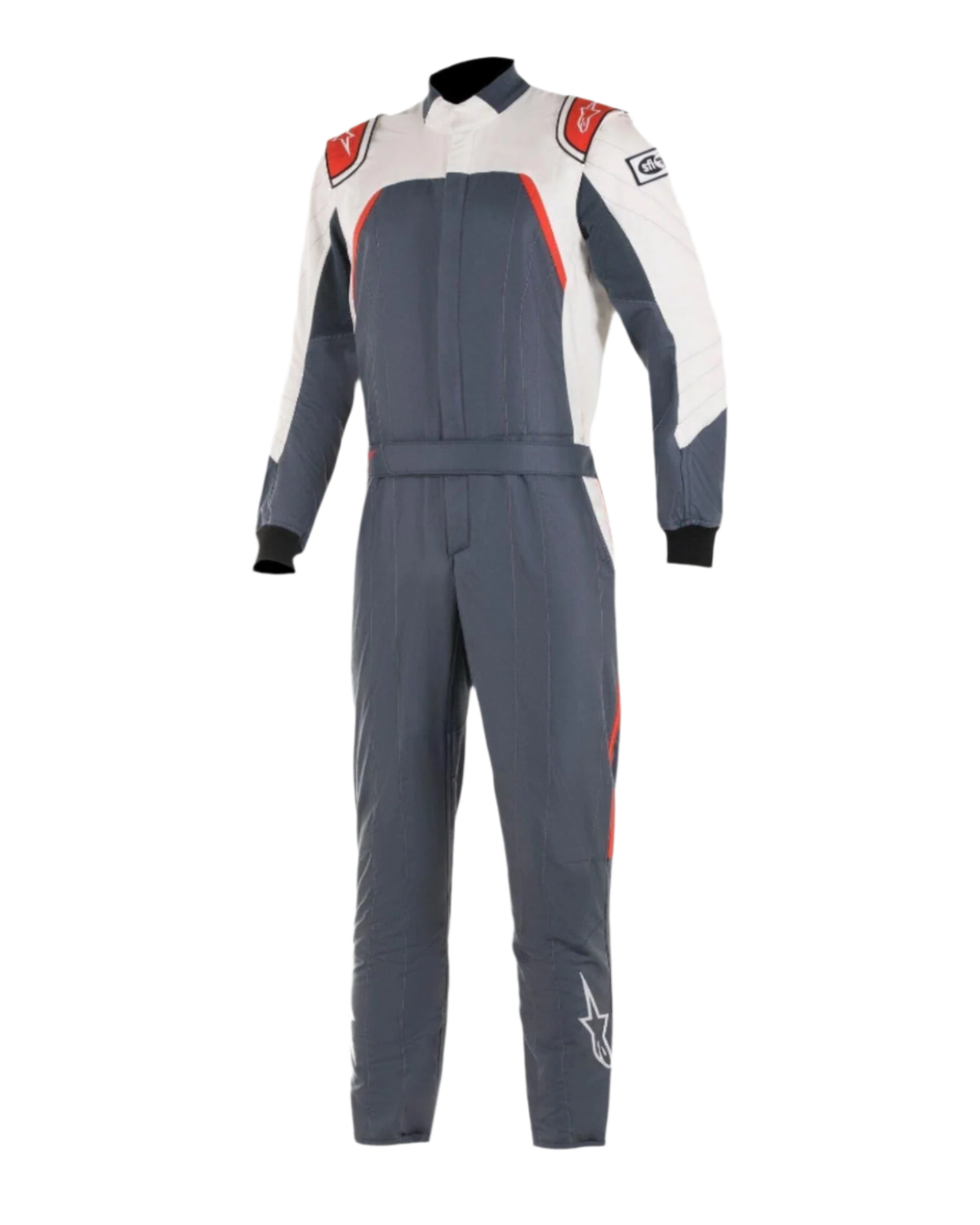 Alpinestars GP Pro Comp Bootcut-dragt FIA, auto racerdragt, asphalt, hvid og rød, heldragt til motorsport med hvidt øvre bryst og ærmer, røde skulderdetaljer, mørkegrå asfalt-farvet krop og bootcut-benkonstruktion.