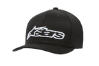Alpinestars Blaze Flexfit Hat, sort baseballkasket med hvidt 3D-broderet logo, kurvet skygge, struktureret seks-panel krone med ventilationshuller, afslappet motorsport-hovedbeklædning