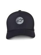 Alpinestars Apex kasket, sort sportskasket, buet skygge og struktureret krone, reflekterende svejset Astar-logo på et cirkulært mærke foran, sømløs konstruktion med et moderne atletisk design