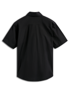Alpinestars Strive Woven skjorte, kortærmet skjorte med knapper, sort, set bagfra, med struktureret ryg-åg, afslappet motorsport-inspireret streetwear