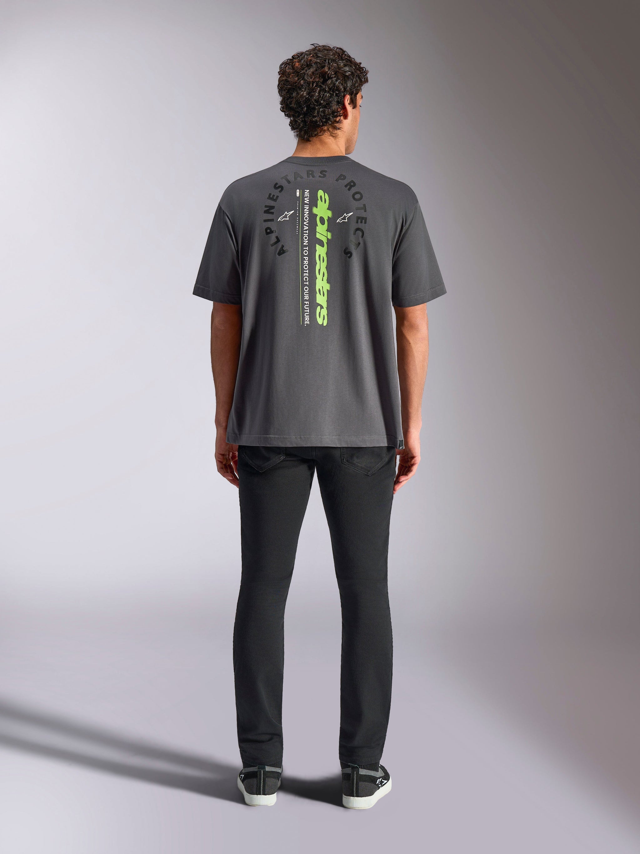 Overhang Oversized CSF Tee - Korte ærmer