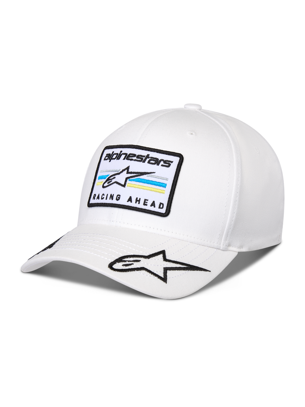 Alpinestars Surpass kasket, hvid kasket med buet skygge, struktureret krone, broderet mærke foran med Astars-logo og 'RACING AHEAD' tekst, yderligere stjerne-logo på skyggen, afslappet motorsport-inspireret hovedbeklædning