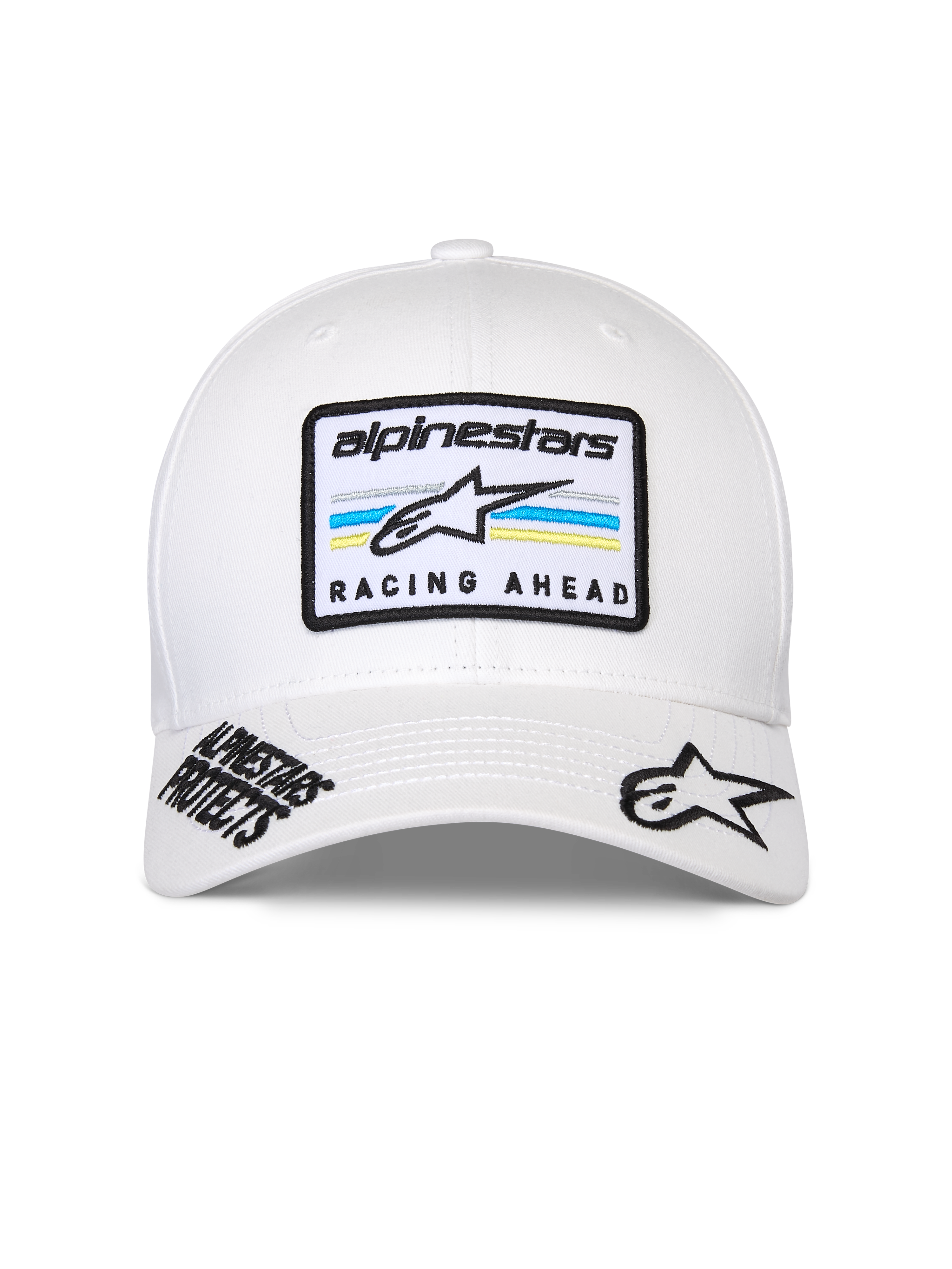 Alpinestars Surpass kasket, hvid baseballkasket, buet skygge med struktureret krone, centralt mærke på forsiden med 'alpinestars' branding og 'RACING AHEAD' tekst over blå og gule striber, sorte broderede logoer på skyggen, afslappet motorsport hovedbeklædning