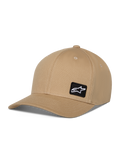 Alpinestars Pivot kasket, afslappet baseball cap, khaki sandfarvet, buet skygge med struktureret krone, lille sort firkantet patch med hvidt Astars-logo, hovedbeklædning i bomuldstwill