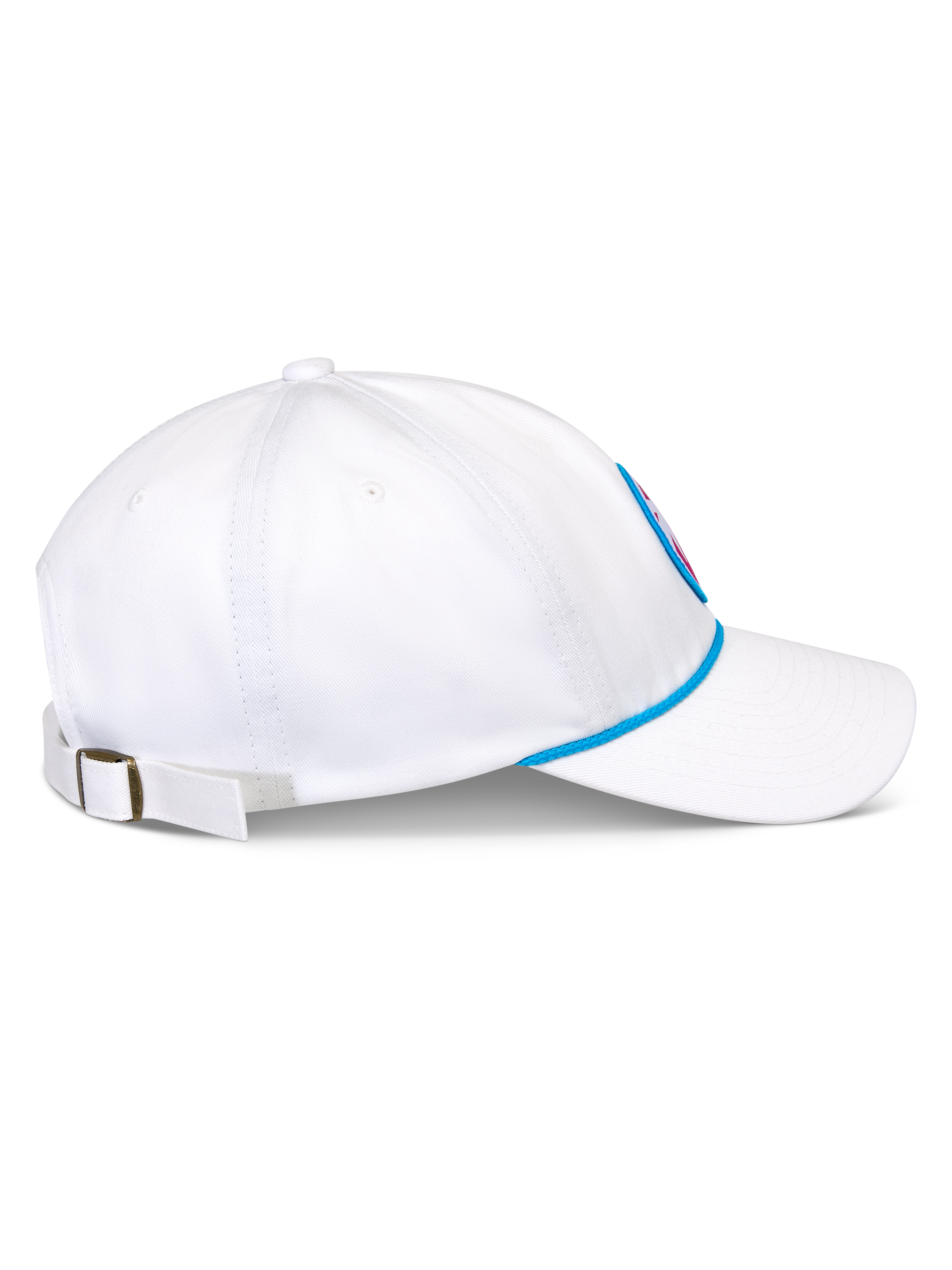 Alpinestars Calipalm Strapback kasket, hvid, sidevisning der viser buet skygge og ustruktureret lav krone, blå snoreaccent ved bunden, justerbar rem bagpå med metalspænde, afslappet sportstøj i bomuldstwill