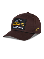 Alpinestars Matrix Snapback-kasket, brun, med broderet mærke på forsiden med hvidt logo, gul branding og ternet mønster, Astars-logo på siden, buet skygge, afslappet sportstøj