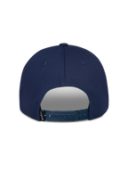Alpinestars Trifecta Snapback kasket, mørkeblå, set bagfra med justerbar snapback-lukning, lille sort logomærke, slidstærkt bomuldstwill, afslappet motorsport-streetwear