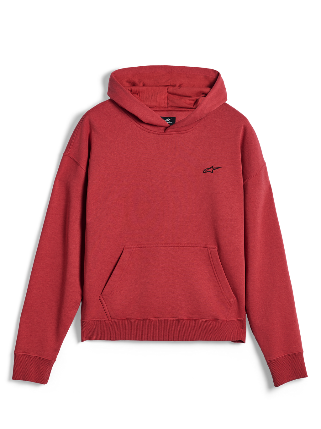 Alpinestars Essentials Ageless hættetrøje, afslappet sportstøj, teglrød, med et lille sort Alpinestars-stjernelogo på brystet, kængurulomme og ribkant ved søm og manchetter, minimalistisk streetwear-design