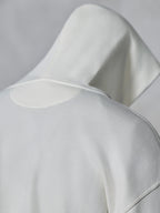 Alpinestars Essentials Ageless Zip Hoodie, Off White, nærbillede bagfra af hætte og skuldre, blødt kompakt fleece-materiale, minimalistisk design til afslappet hverdagsbrug