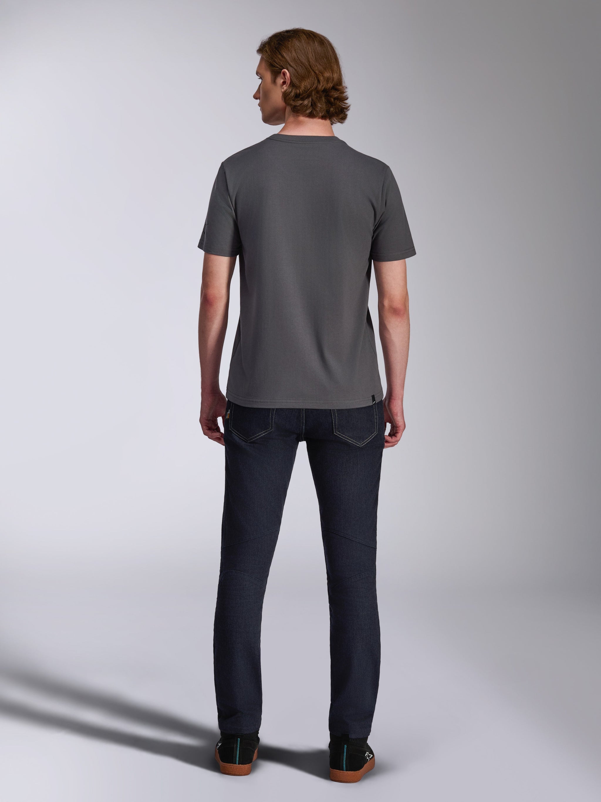 Waving CSF Tee - Short Sleeve