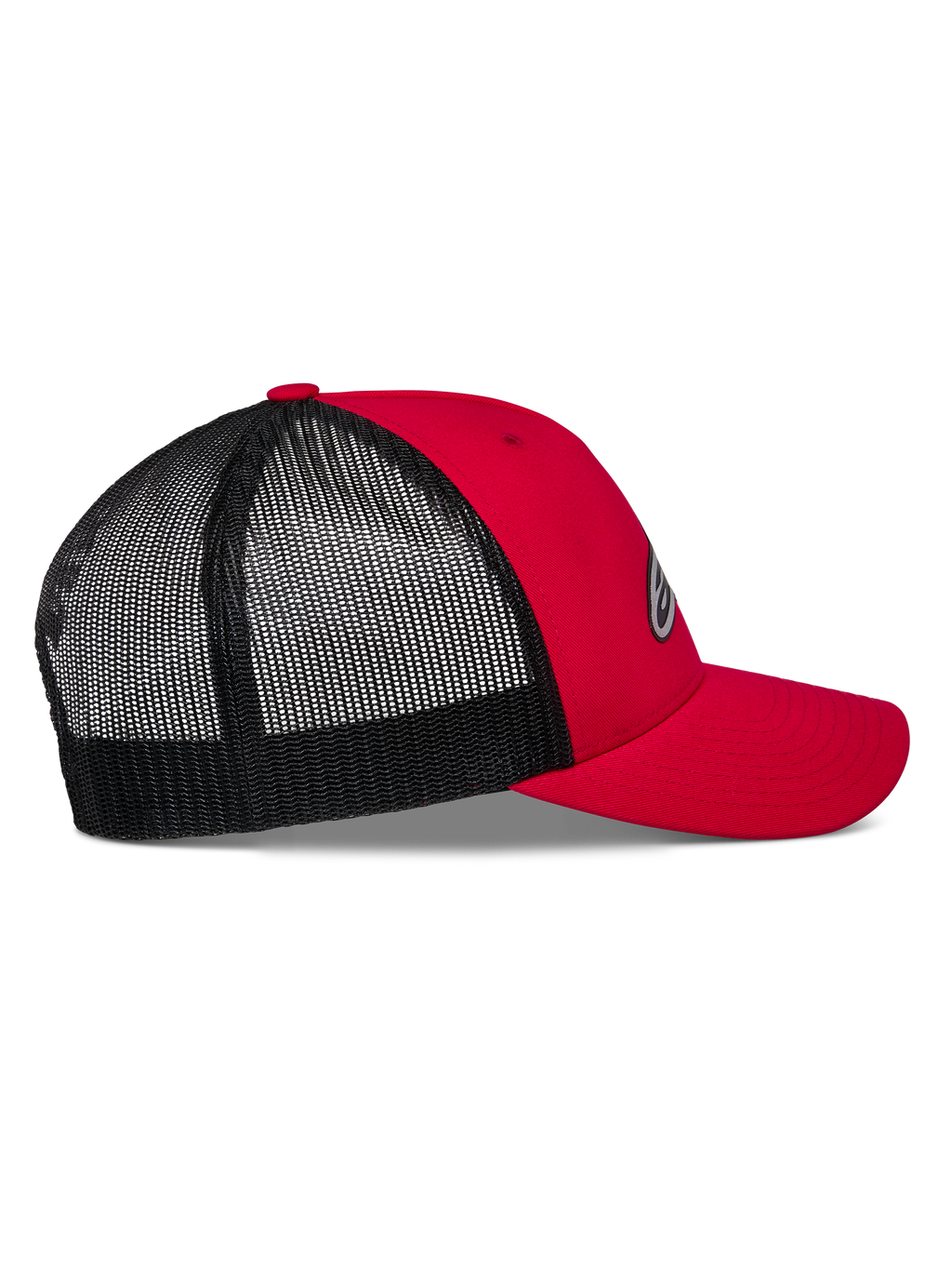 Alpinestars Reflect Ageless Trucker Hat, rød og sort, set fra siden, rød twill-front og buet skygge, sort poly-mesh bagside, struktureret krone, afslappet motorsport-inspireret hovedbeklædning