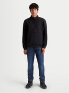 Alpinestars Apera Half-Zip sweatshirt, herre-sportswear pullover i sort, med kængurulomme og halv lynlås, motorsport-inspireret design til hverdagsbrug, premium tri-blend fleece.