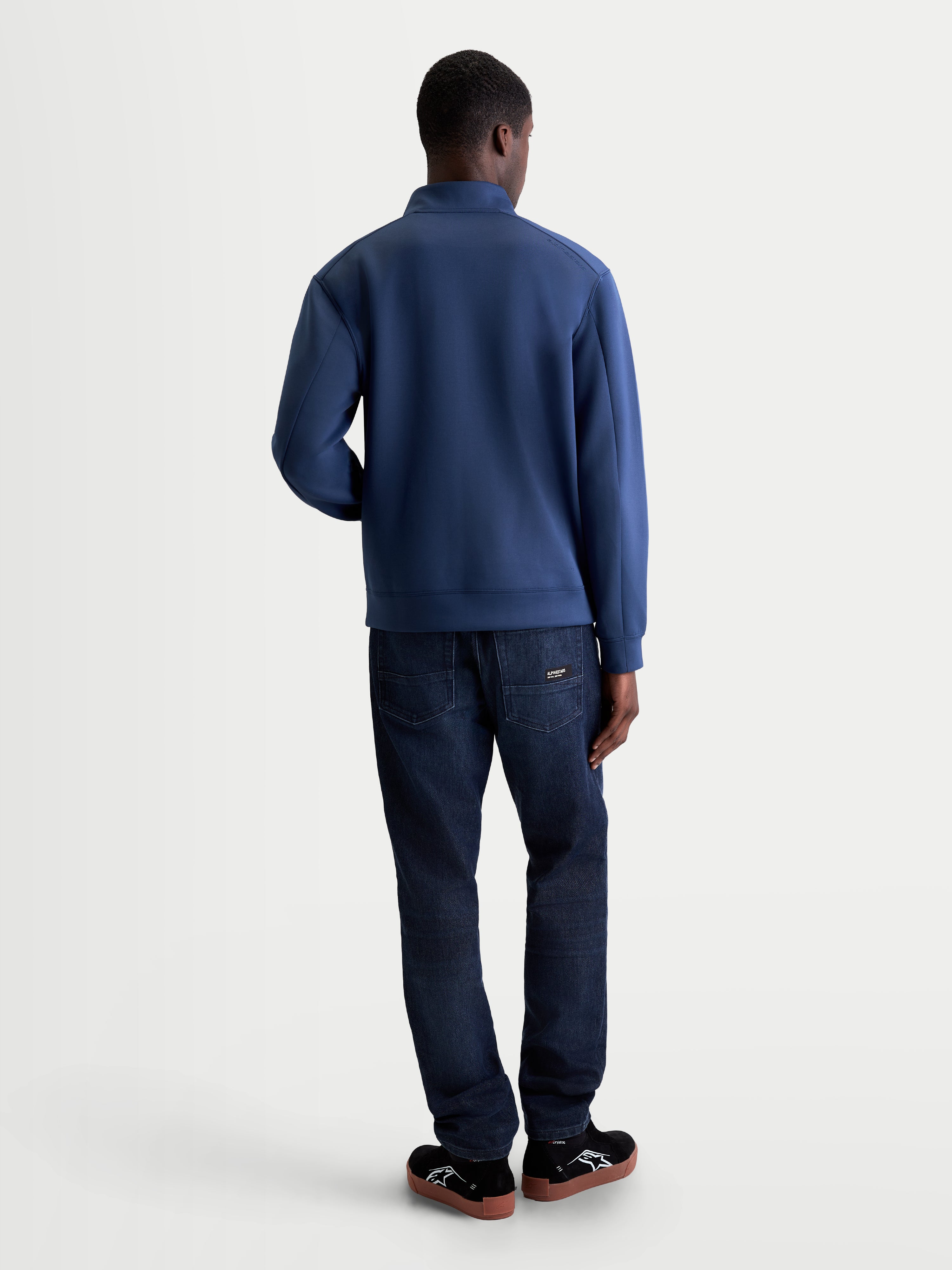 Alpinestars Apera Half-Zip sweatshirt, herresweatshirt i blå set bagfra, motorsport-inspireret sportstøj i tri-blend double-face fleece til hverdagsbrug.