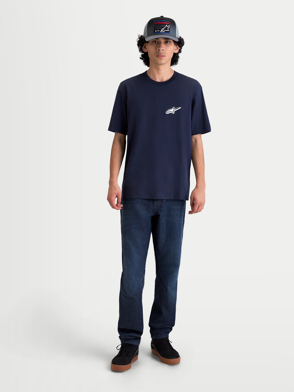 Alpinestars Meteor CSF t-shirt, kortærmet sportswear-t-shirt til herrer i blå med hvidt Astars-logo på brystet, blød bomuld-polyester-blanding, afslappet motorsport-inspireret livsstilsbeklædning.