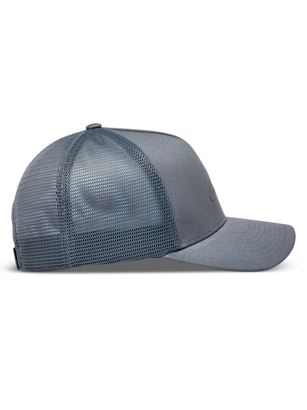 Alpinestars Augment Trucker kasket, grå sportskasket med åndbart mesh-bagpanel og buet skygge, set fra siden.