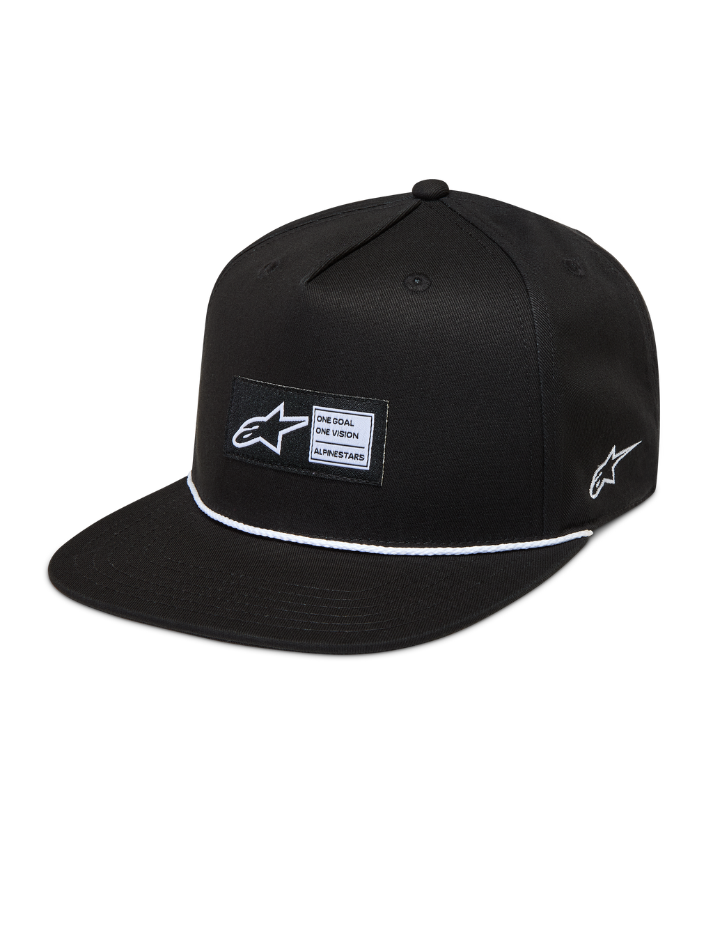 Alpinestars Label Snapback Hat, sort kasket med flad skygge, hvid snordetalje og vævet mærke, afslappet motorsportstøj.