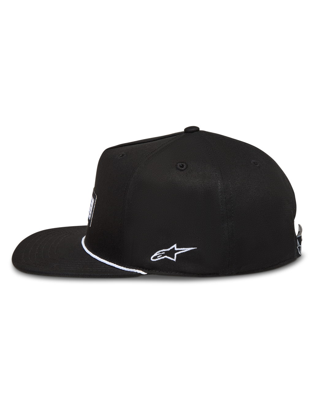 Alpinestars Label Snapback kasket, sort twill med flad skygge, hvidt sidebroderi og frontmærke, sportstøj.
