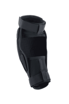 Alpinestars A-Impact Plasma Pro albuebeskytter, sort, set bagfra, der viser dobbelt strop-lukning og åndbare mesh-paneler, ergonomisk design til mountainbike-beskyttelse