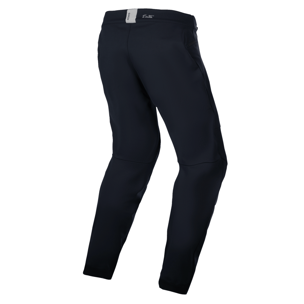 Alpinestars A-Dura Termobukser, MTB-bukser, sort, set bagfra med et forbuet anatomisk design, lille ASTARS-logo på linningen bagpå, minimalistisk stil til trail- og enduro-kørsel