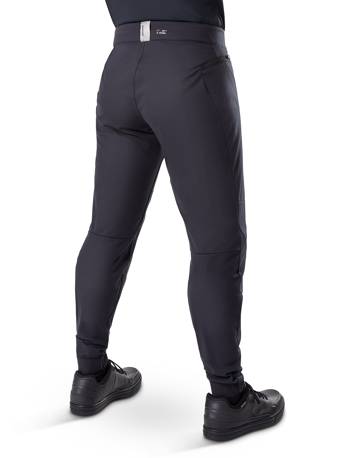Alpinestars A-Dura Thermal Pant, mountainbike-bukser, sort, set bagfra med lynlåslommer og branding på linningen, tætsiddende pasform til cykling i koldt vejr