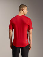 Rød A-Dura Ride MTB-trøje set bagfra i jacquard-stof med forlænget bagstykke og diskret logo-branding.