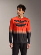 A-Dura ASTARS 2.0 langærmet jersey i orange og sort gradient med markant brystgrafik til MTB-kørsel.