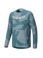 Alpinestars Youth A-Dura Hollow Camo trøje, langærmet MTB-trøje, Silver Pine Camo med mønstre i teal og grå, markant hvid astars-grafik på brystet, præstationsmateriale til trailkørsel for unge