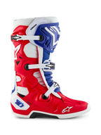 Alpinestars Limited Edition Fortitude Tech 10 støvle, motocross-støvle, klart rødt, hvidt og blåt patriotisk design, set fra siden med tredobbelt spændelukning, beskyttende TPU-skal og Alpinestars-logo på tåen, elite performance terrænfodtøj