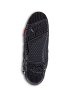 Alpinestars Tech 10 Enduro-støvler, sorte motocross-støvler, detaljeret visning af den dobbelte sammensatte sål med et aggressivt mønster, Alpinestars-branding og udskiftelig indsatssektion til off-road ydeevne