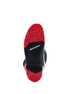 Alpinestars 2026 Tech 7 Enduro støvler, undersiden af den dobbelte sammensatte sål, stærkt rød og sort gummi med specialiseret mønster for off-road greb, hvidt Alpinestars logo i midten