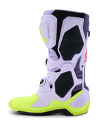 Alpinestars Tech 10 Supervented støvler, motocross-støvler, lilla, neongul og Diva Pink, sideprofil med perforeret lyselilla mikrofiber-overdel, sorte TPU-beskyttelsespaneler og neongul sål, højtydende ventileret fodtøj til off-road racing